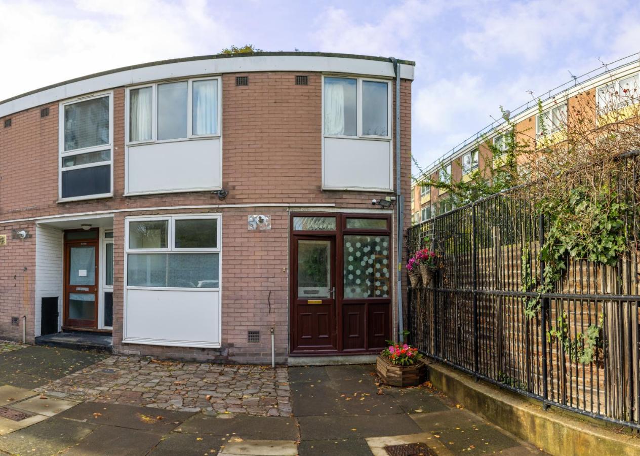 London - 4 Bed - Sleeps 8 - Garden - Pet Friendly 빌라 외부 사진