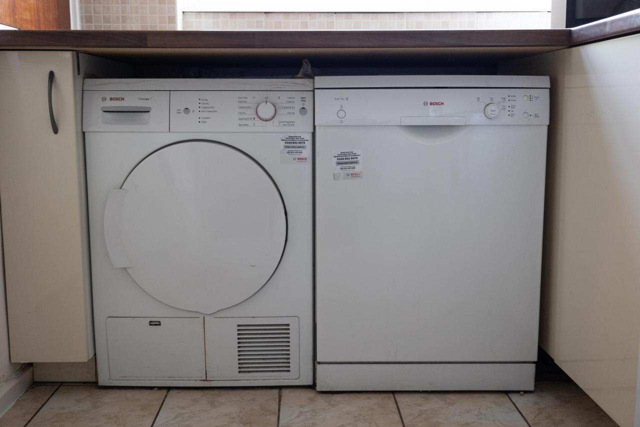 London - 4 Bed - Sleeps 8 - Garden - Pet Friendly 빌라 외부 사진