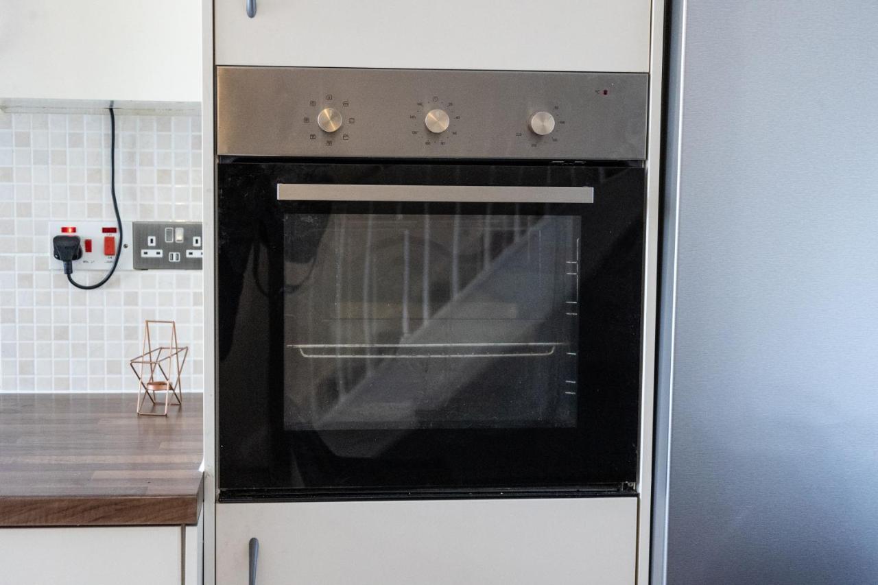 London - 4 Bed - Sleeps 8 - Garden - Pet Friendly 빌라 외부 사진