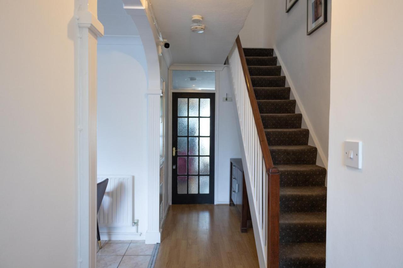 London - 4 Bed - Sleeps 8 - Garden - Pet Friendly 빌라 외부 사진