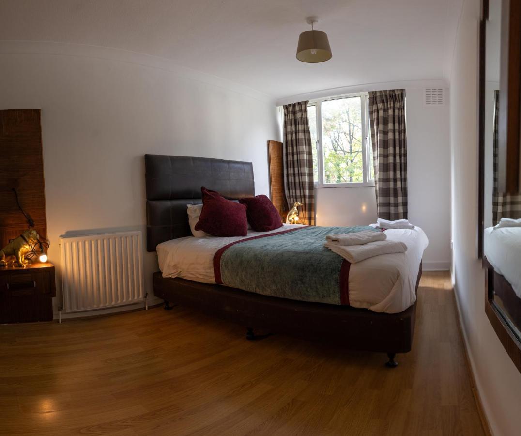 London - 4 Bed - Sleeps 8 - Garden - Pet Friendly 빌라 외부 사진