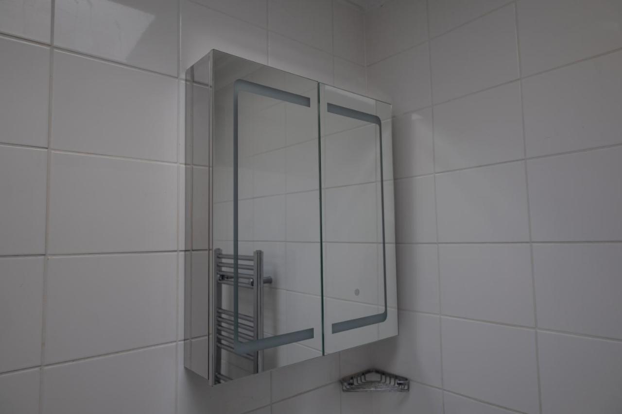 London - 4 Bed - Sleeps 8 - Garden - Pet Friendly 빌라 외부 사진